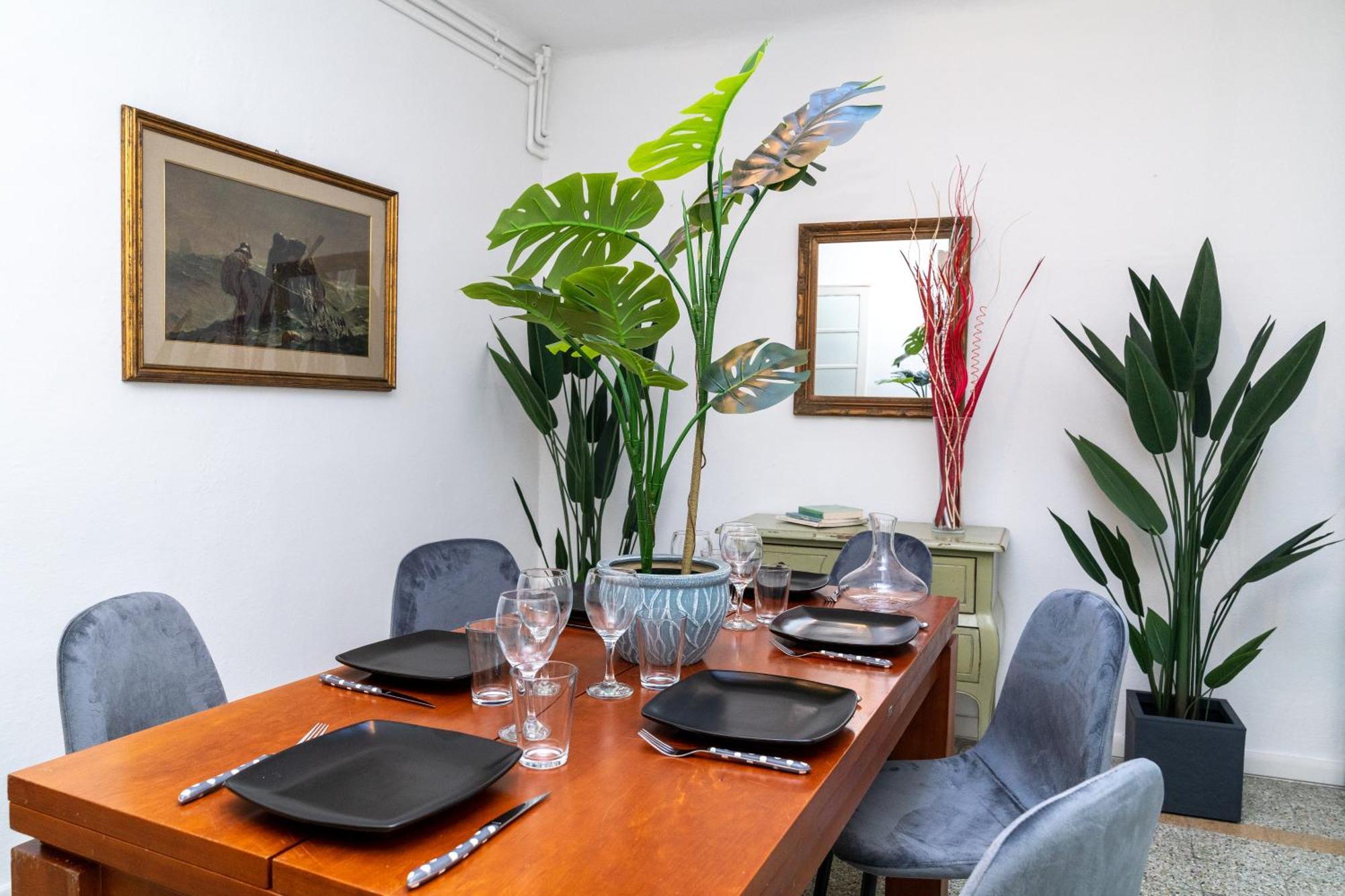 Historic Apt In The Center Of Lucca With Balcony Apartment Exterior photo